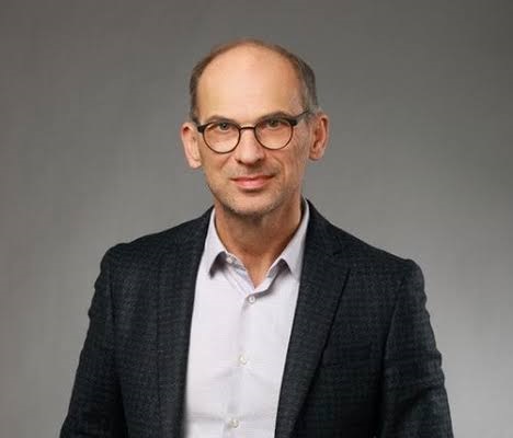 dr Piotr Gąsiorowski dr Piotr Gąsiorowski